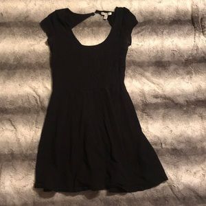Scoop neck dress